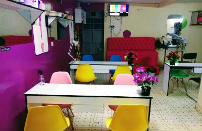 Quick Sale! High-Traffic Salon & Barber Shop in Zimmerman – Only Ksh 275,000